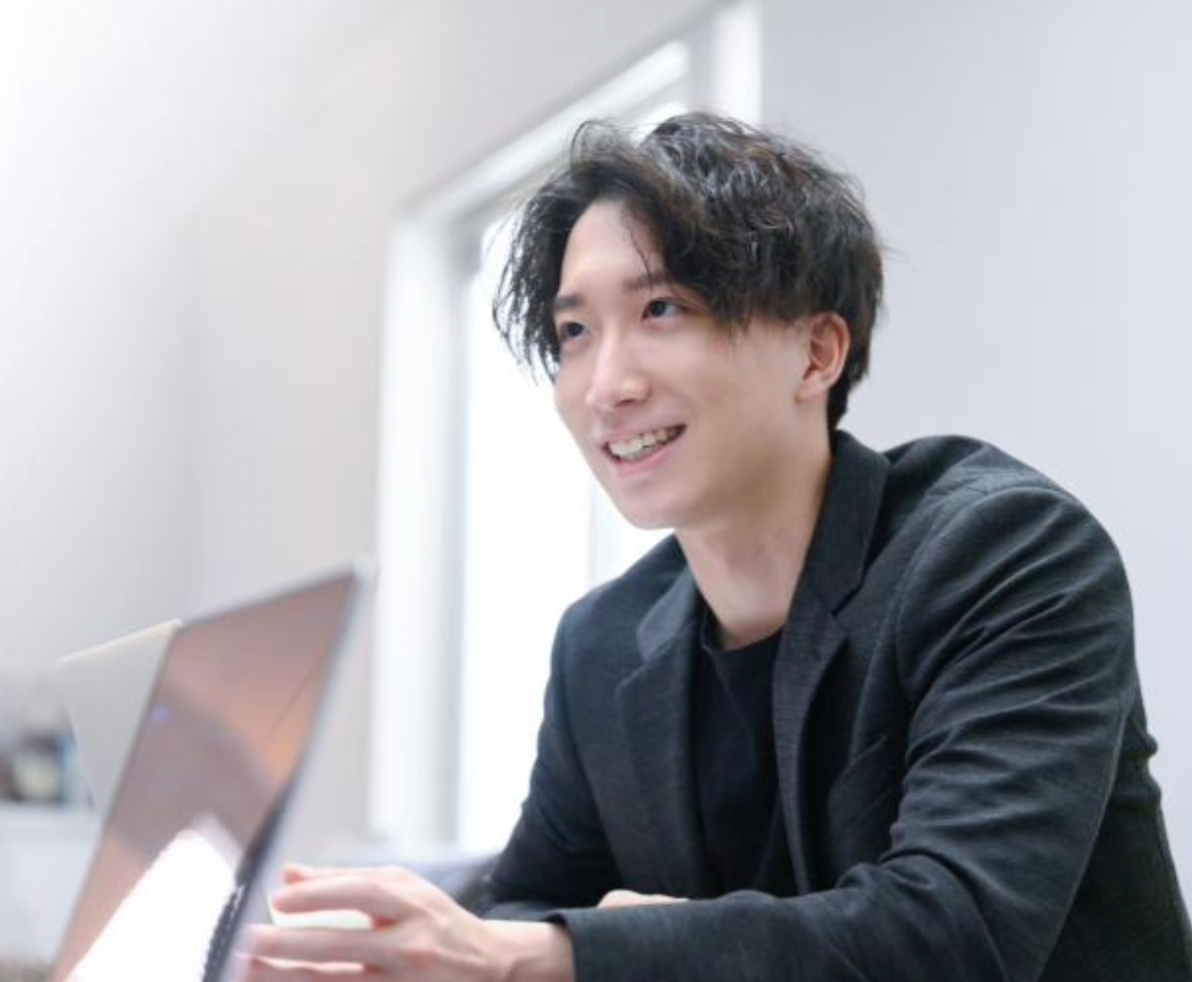 SaaS開発業　株式会社O